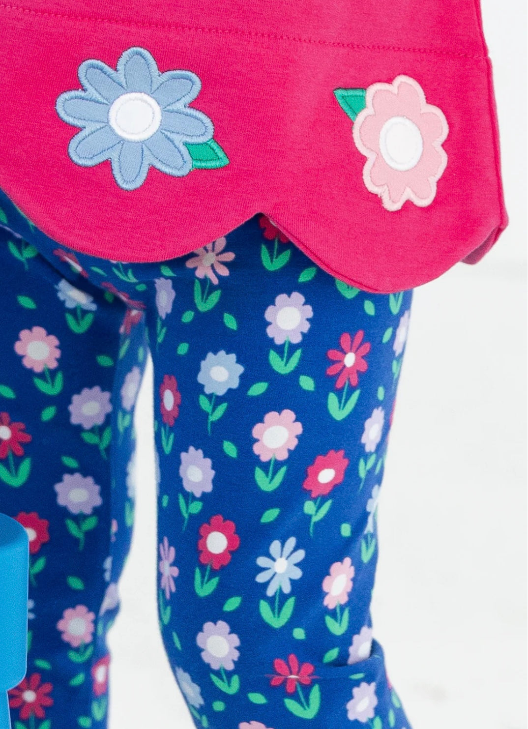 Scallop Tunic Set with Flowers